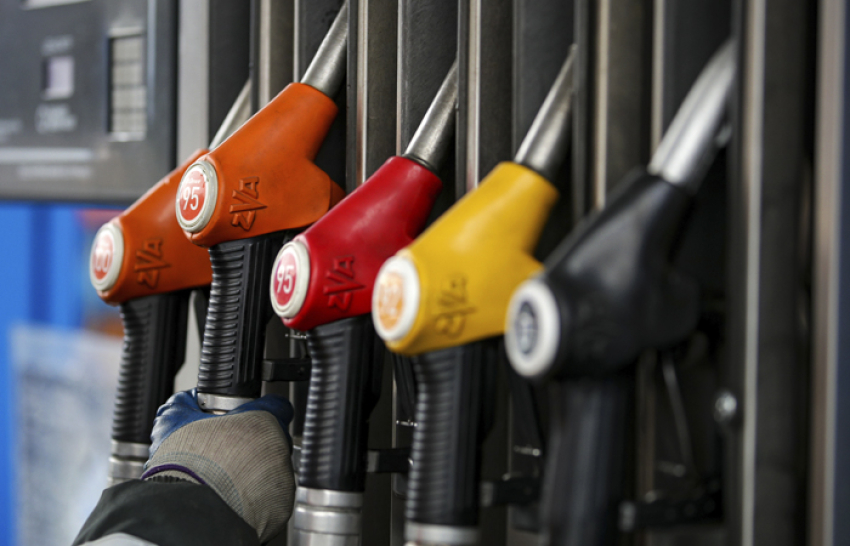 Цена бензина в России снова побила рекорд
