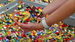 Компания Lego приостановила поставки в Россию
