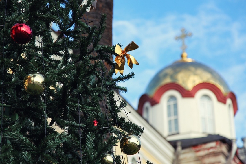 Православные христиане отмечают Рождество Христово