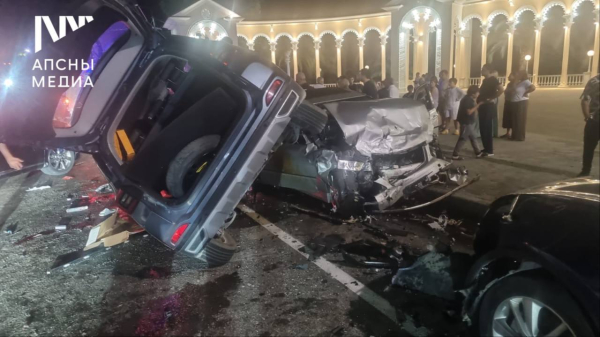 Авария со смертельным исходом произошла в Гагре