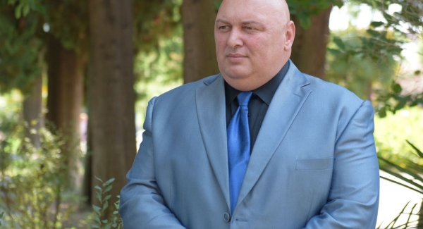 Темур Надарая прокомментировал наличие у Нино Хецуриани абхазского заграничного паспорта