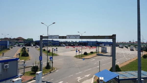 ГТК: временный ввоз транспорта в РФ можно оформлять предварительно