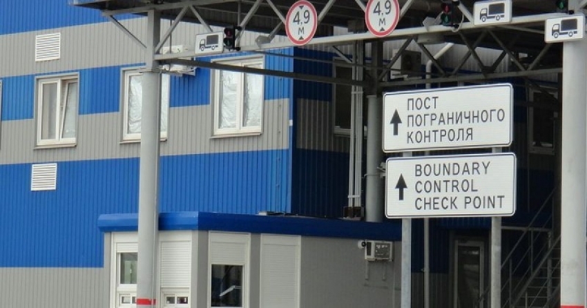 Депутатам Госдумы задавали несуразные вопросы на российско-абхазской границе