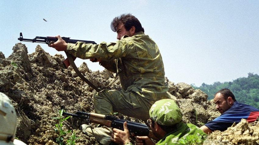 16-17 сентября 1993 года Вооруженные силы Абхазии взяли под контроль доминирующие высоты над Сухумом