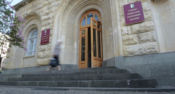 В правительстве обсудили профилактику и распространение ОРВИ в Абхазии