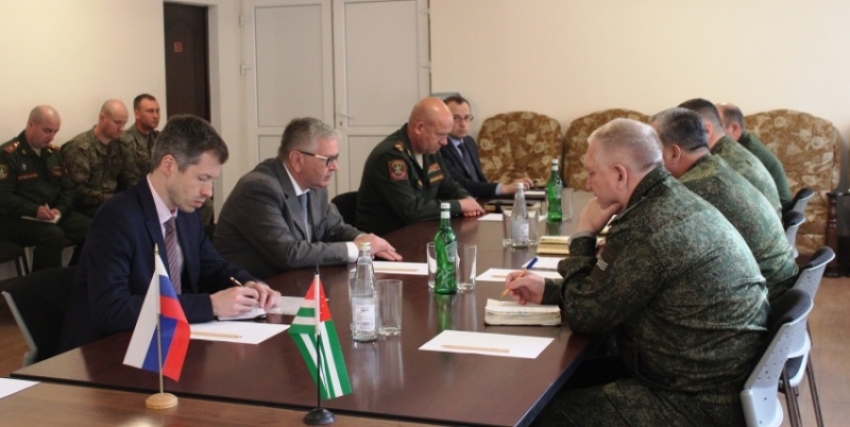 В Минобороны обсудили совместную деятельность оборонных ведомств Абхазии и России по борьбе с коронавирусом