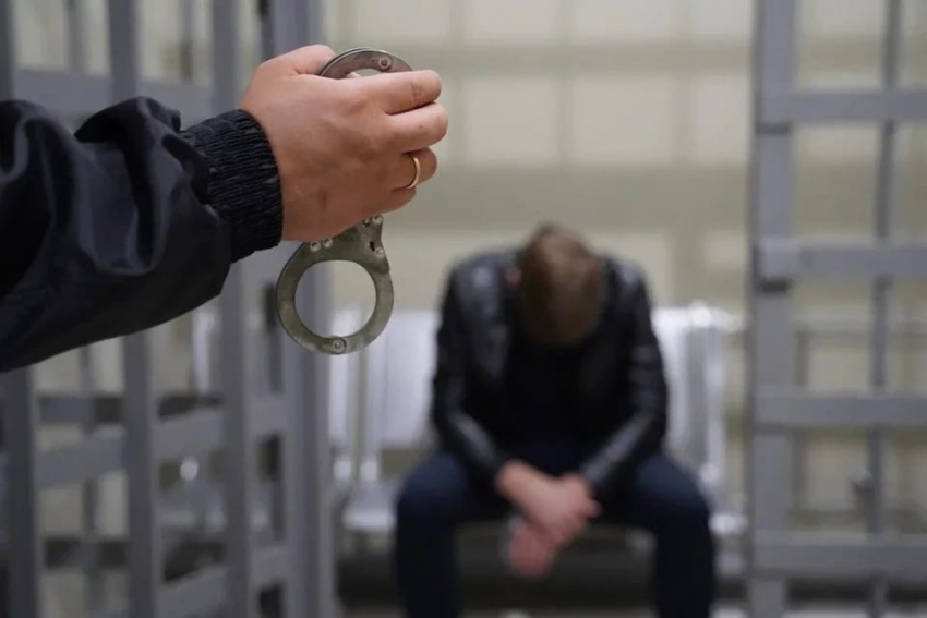 Россиянку приговорили к 15 годам лишения свободы за сбыт наркотиков в Абхазии