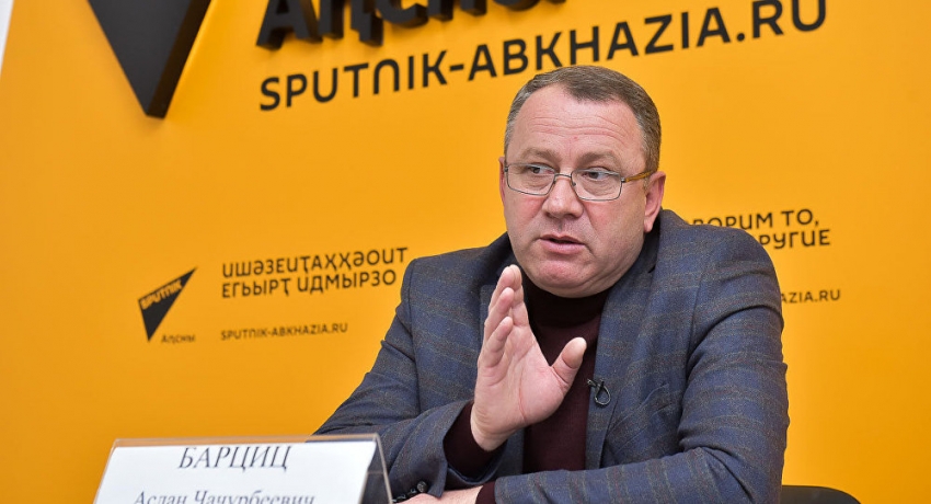 Аслан Барциц: «При понижении уровня коррупции бюджет и зарплата должны расти»