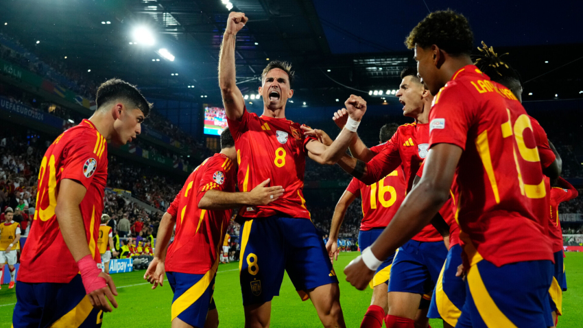 Сборная Испании по футболу повторила рекорд России