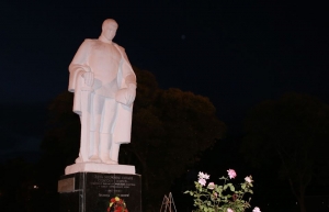 В память о жертвах Великой Отечественной войны в Сухуме прошла мемориальная акция «Свеча памяти»