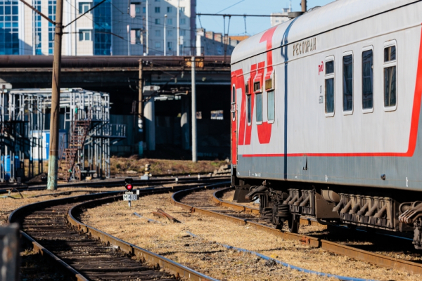 Два поезда столкнулись лоб в лоб в российском регионе